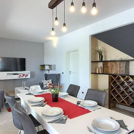 Vila 900m Beach Medulin